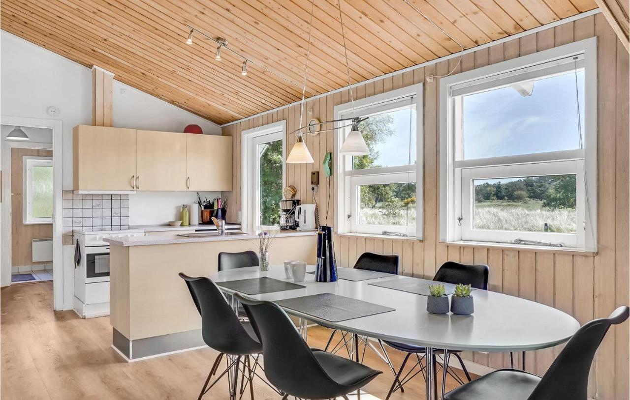 Amazing Home In Blavand With Wifi 외부 사진