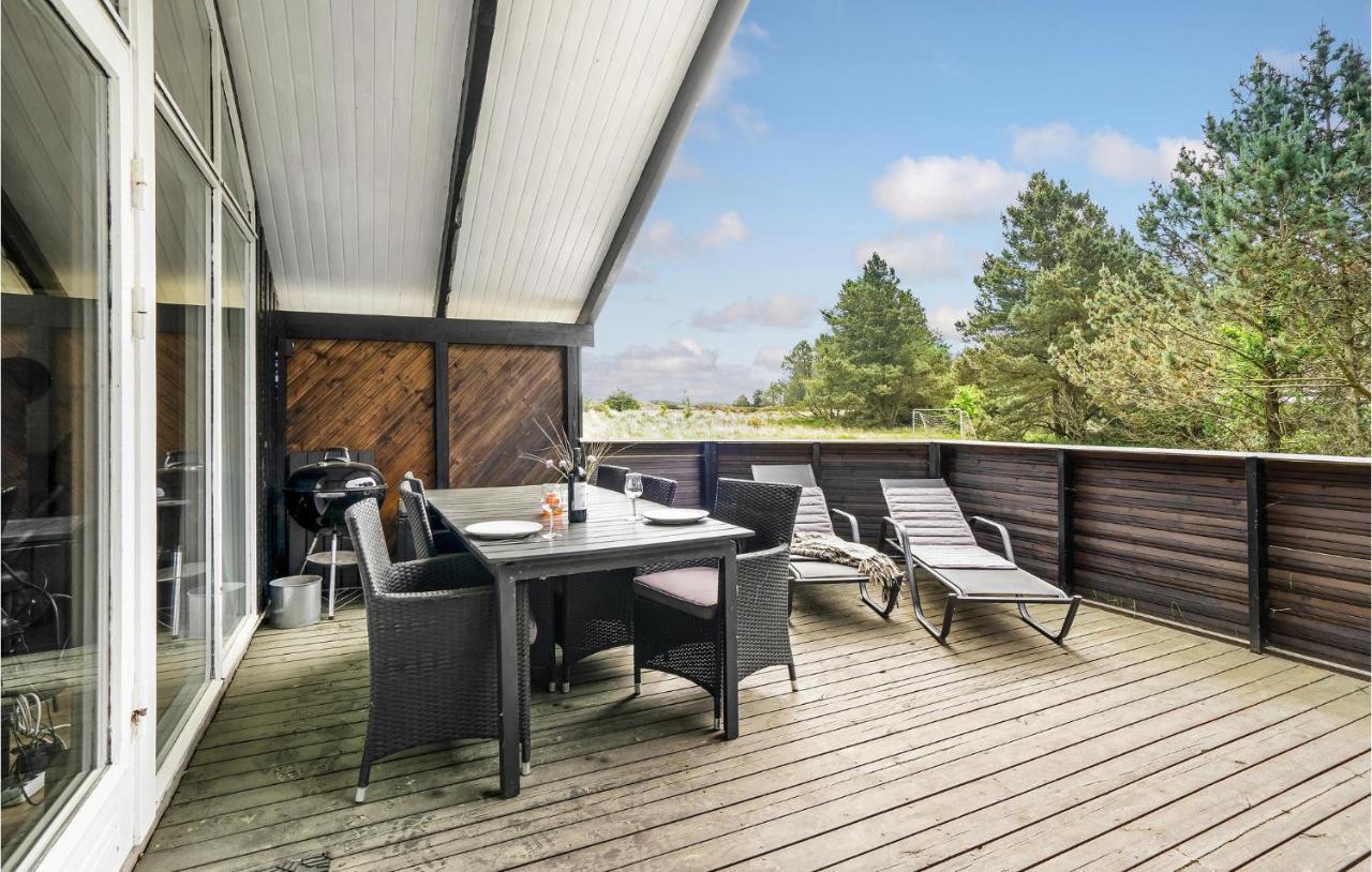 Amazing Home In Blavand With Wifi 외부 사진