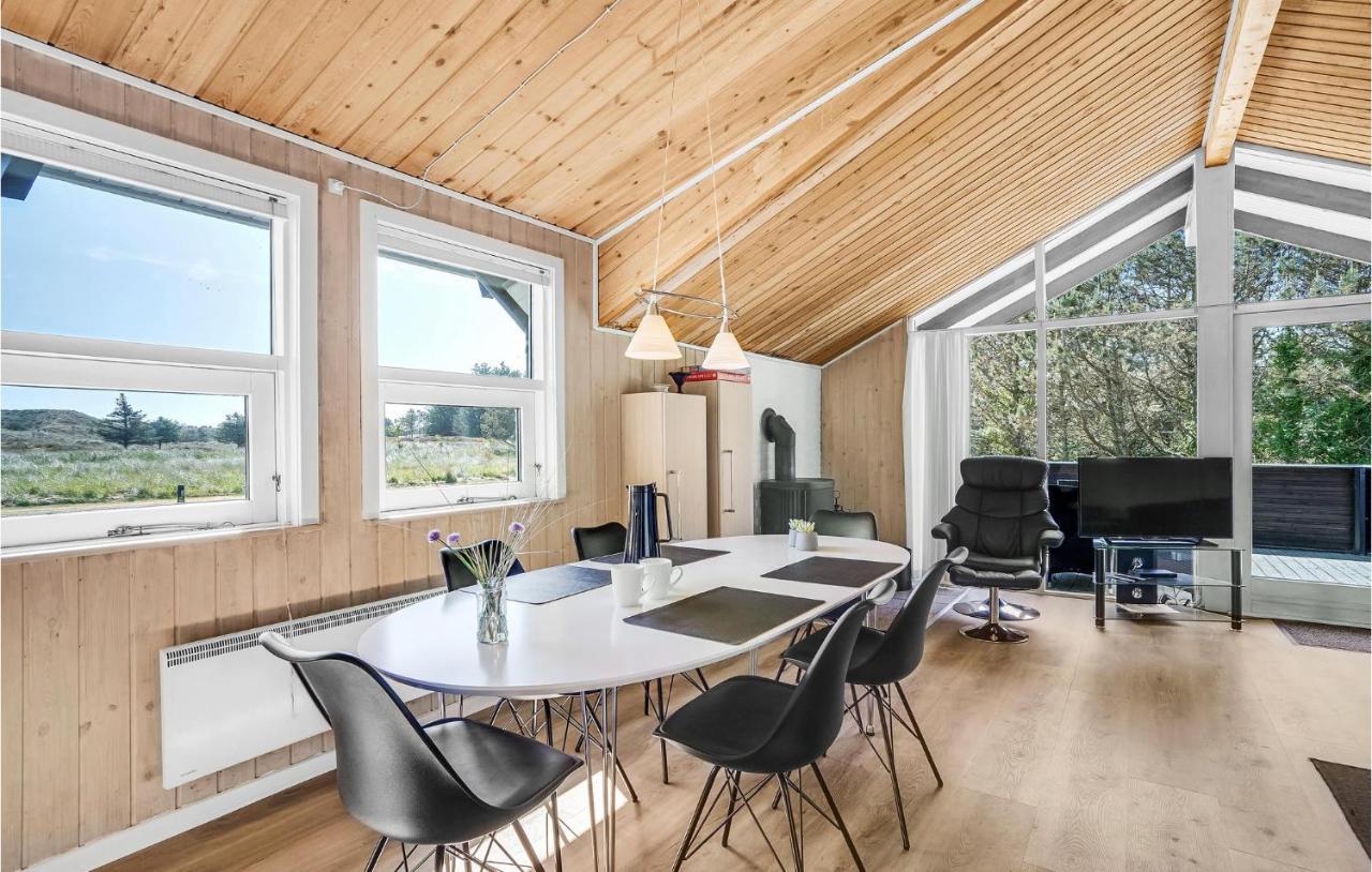 Amazing Home In Blavand With Wifi 외부 사진